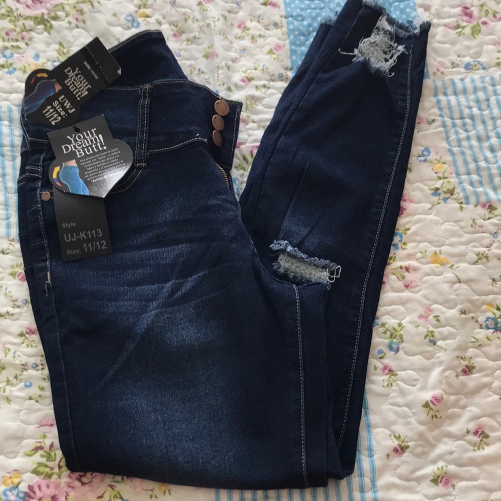 Fashion Nova jeans